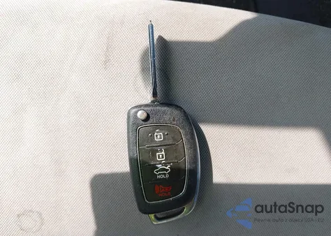 2016 Hyundai Sonata Se z USA, uszkodzony, nr VIN 5NPE24AF2GH384161